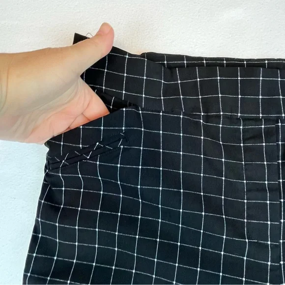 Reitmans Black and White Checkered Pants - Picture 6 of 10